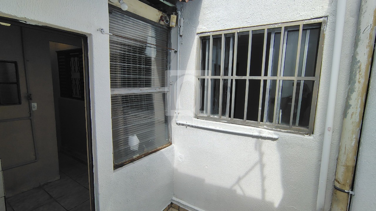 Casa à venda com 2 quartos, 86m² - Foto 9