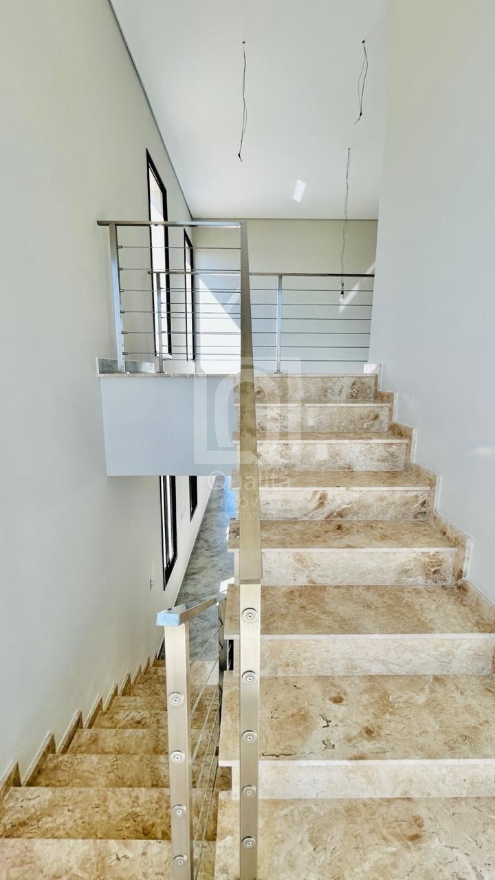 Casa de Condomínio à venda com 4 quartos, 225m² - Foto 18