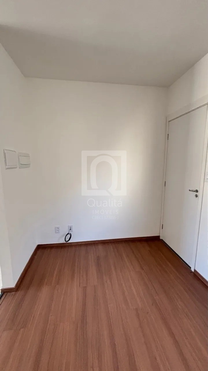 Apartamento à venda com 2 quartos, 42m² - Foto 7