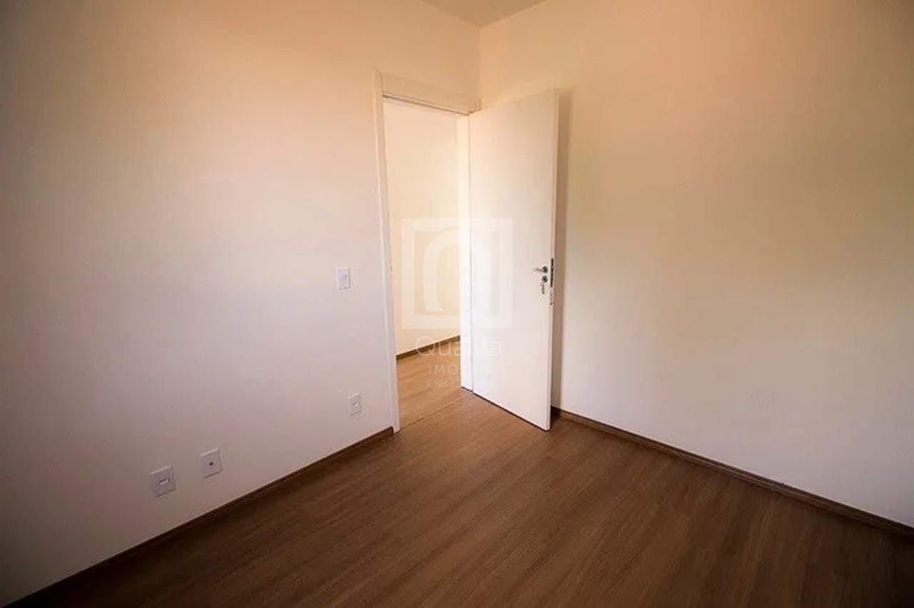 Apartamento à venda com 2 quartos, 43m² - Foto 3
