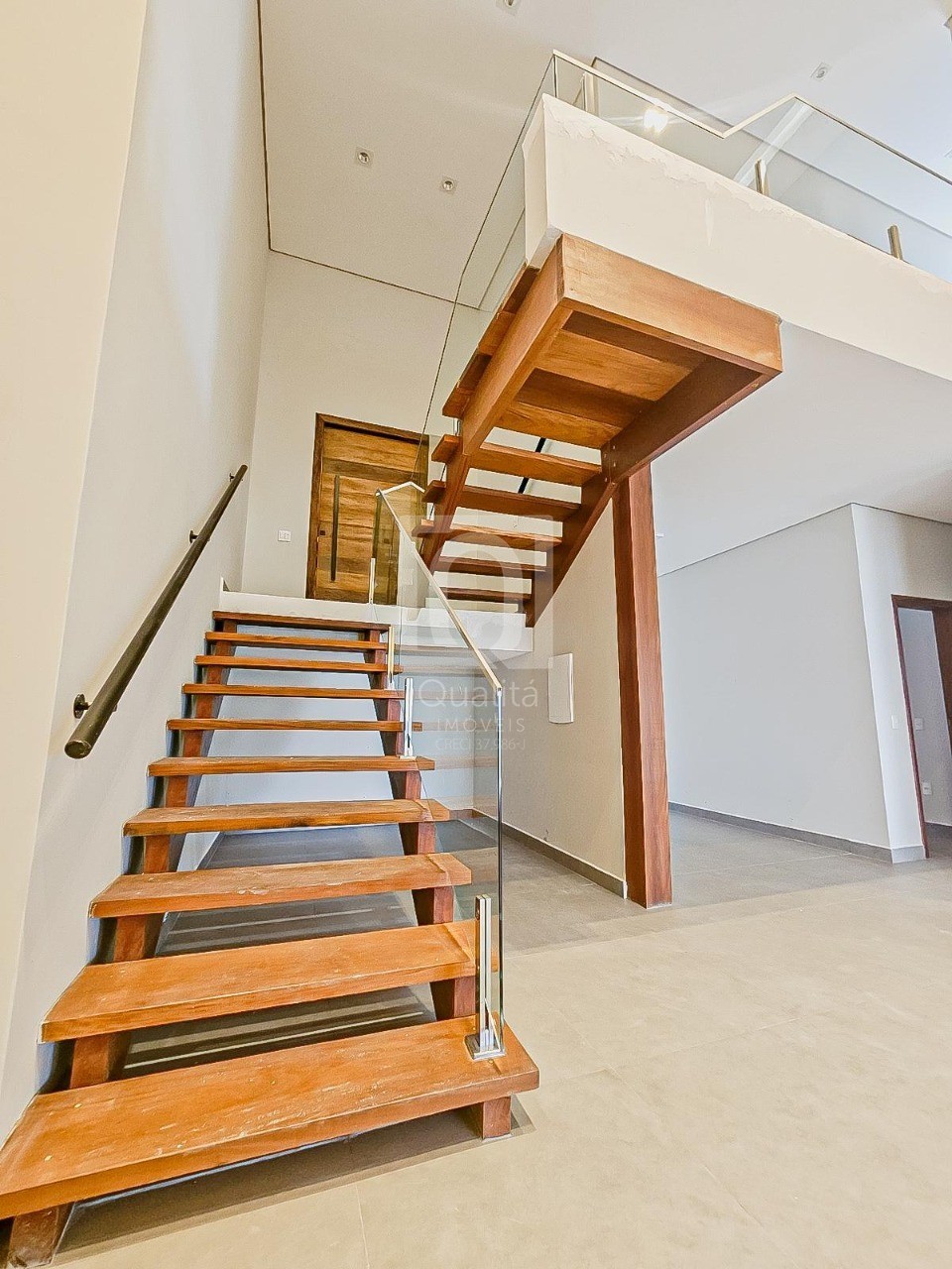Casa de Condomínio à venda com 4 quartos, 1000m² - Foto 3