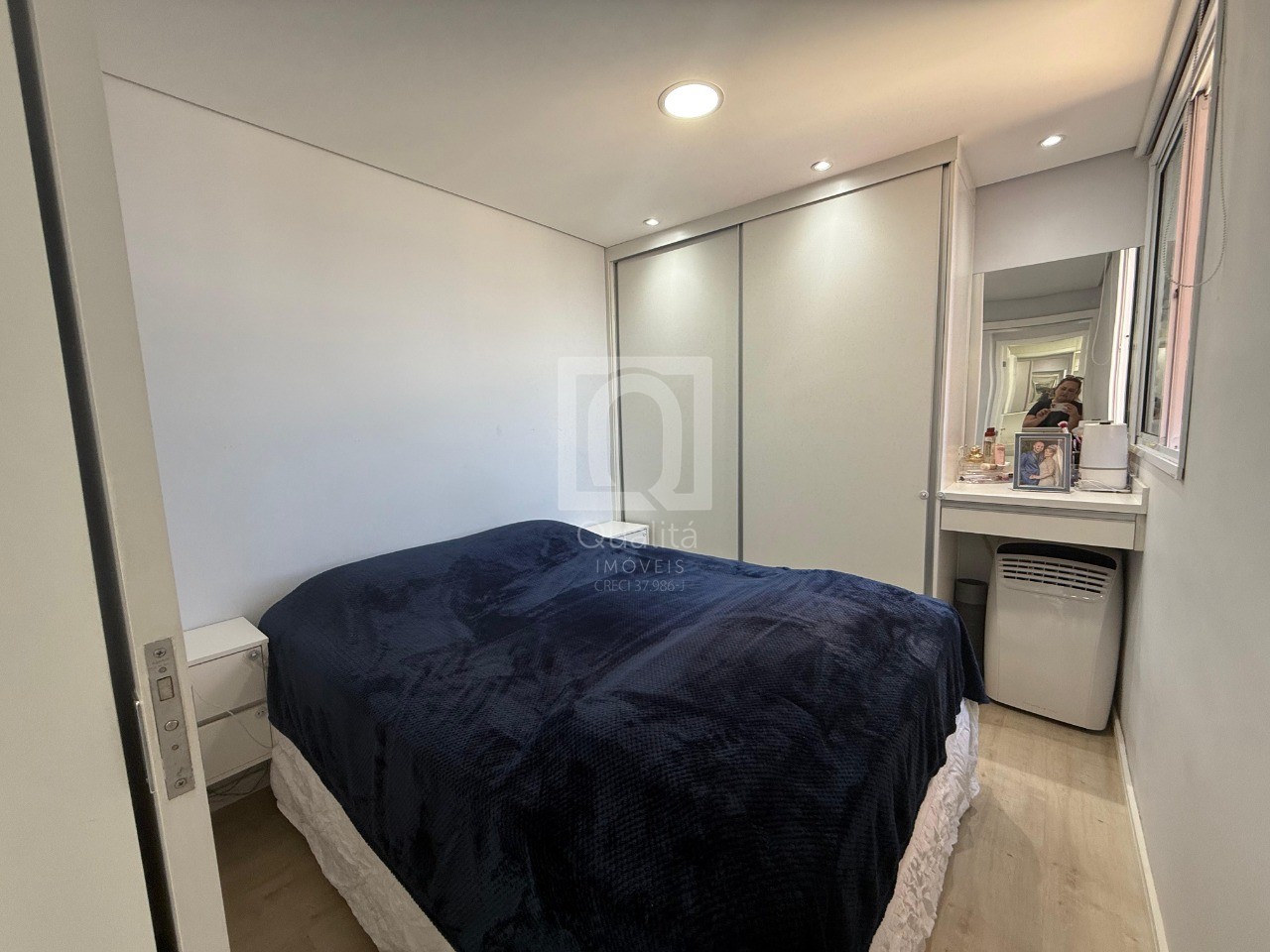 Apartamento à venda com 2 quartos, 41m² - Foto 2
