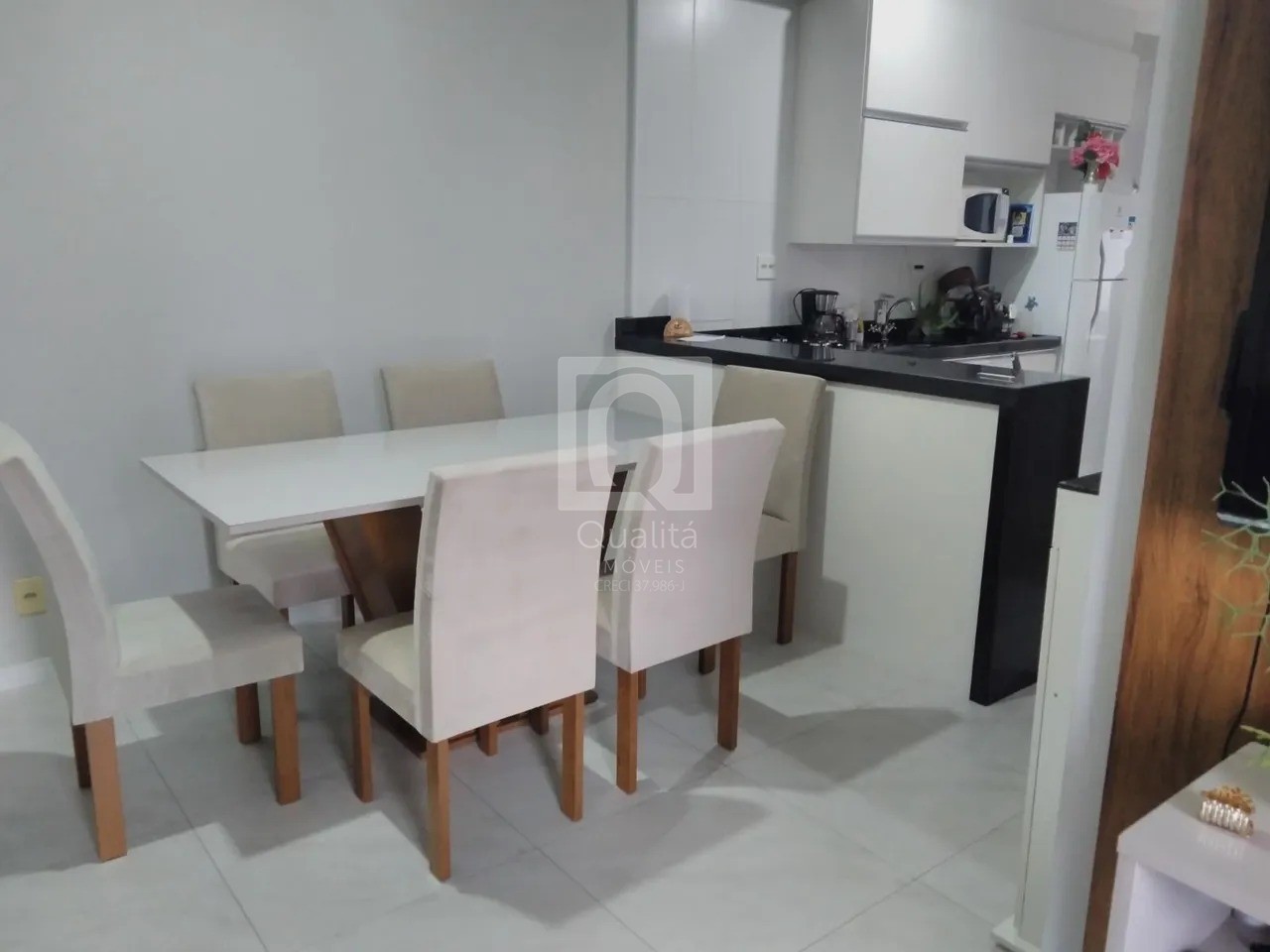 Apartamento à venda com 2 quartos, 56m² - Foto 3