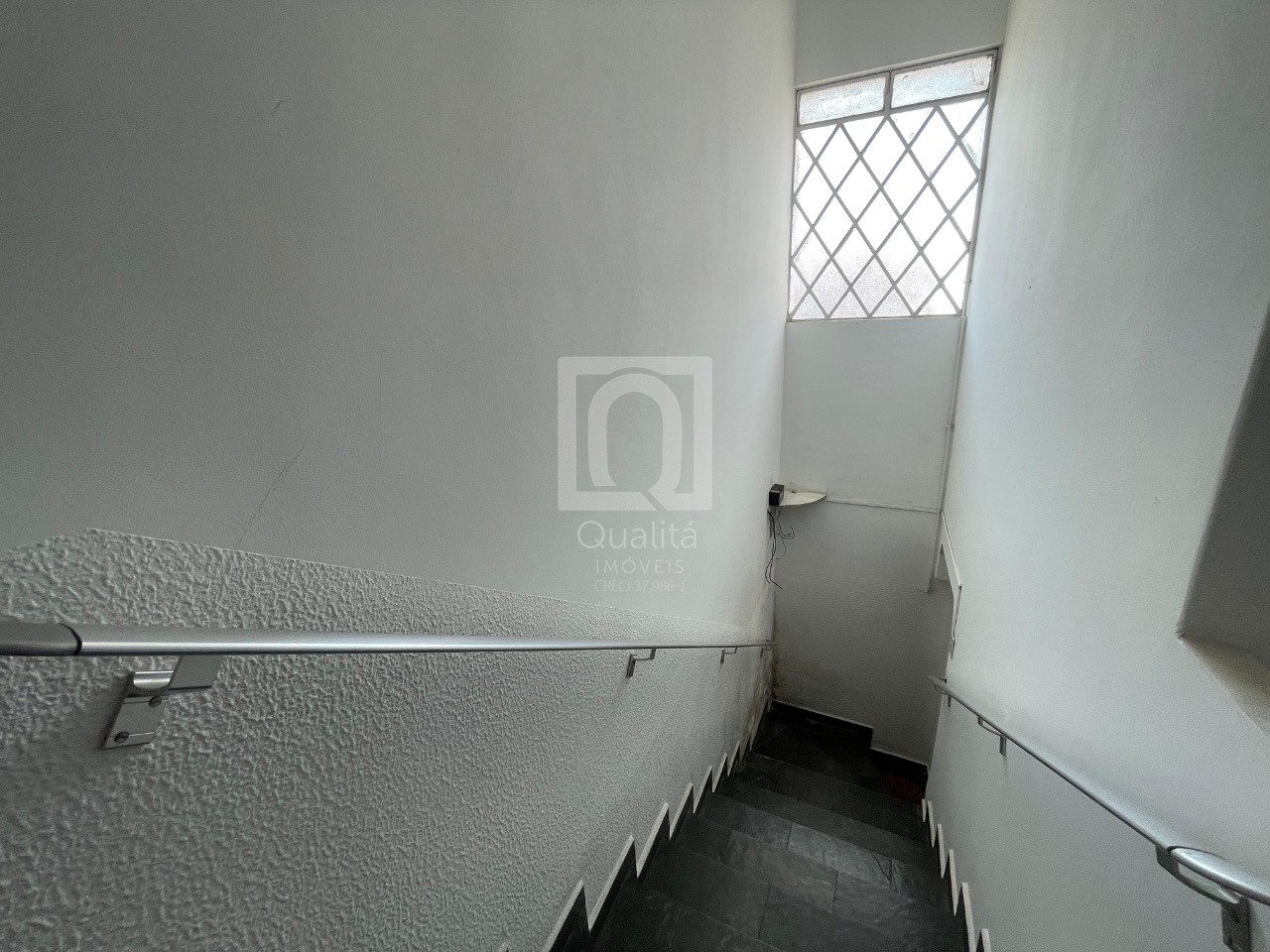 Prédio Inteiro à venda com 3 quartos, 300m² - Foto 43