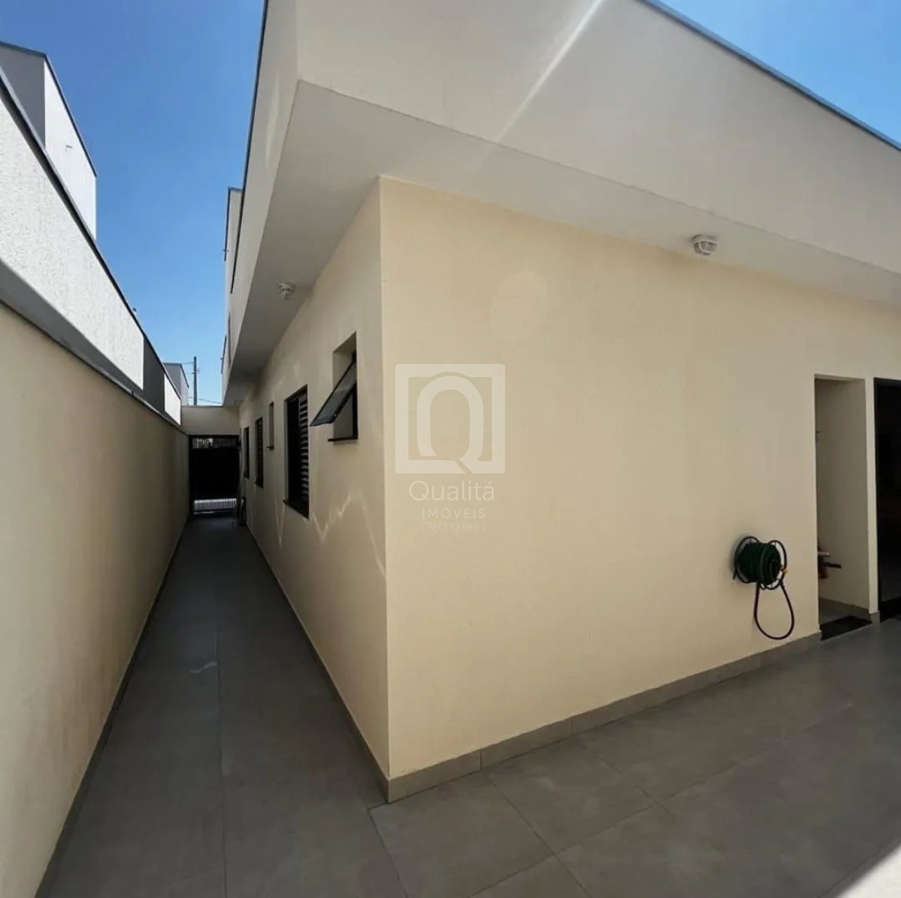 Casa de Condomínio à venda com 3 quartos, 250m² - Foto 5
