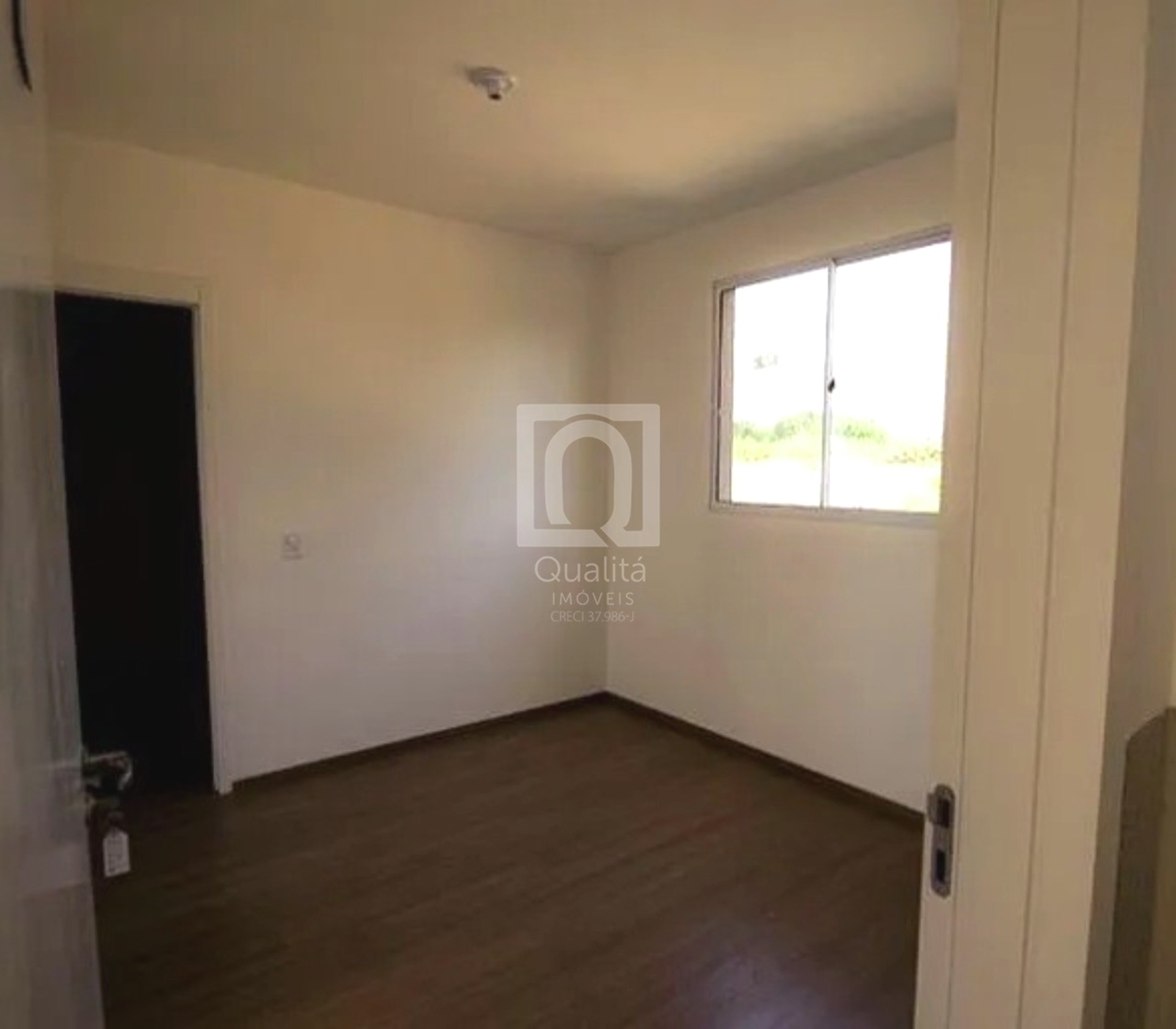 Apartamento à venda com 2 quartos, 43m² - Foto 2