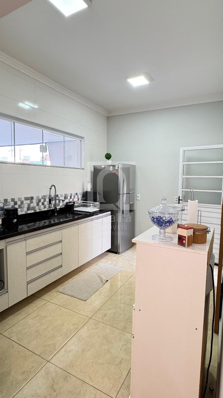 Casa de Condomínio à venda com 3 quartos, 150m² - Foto 4