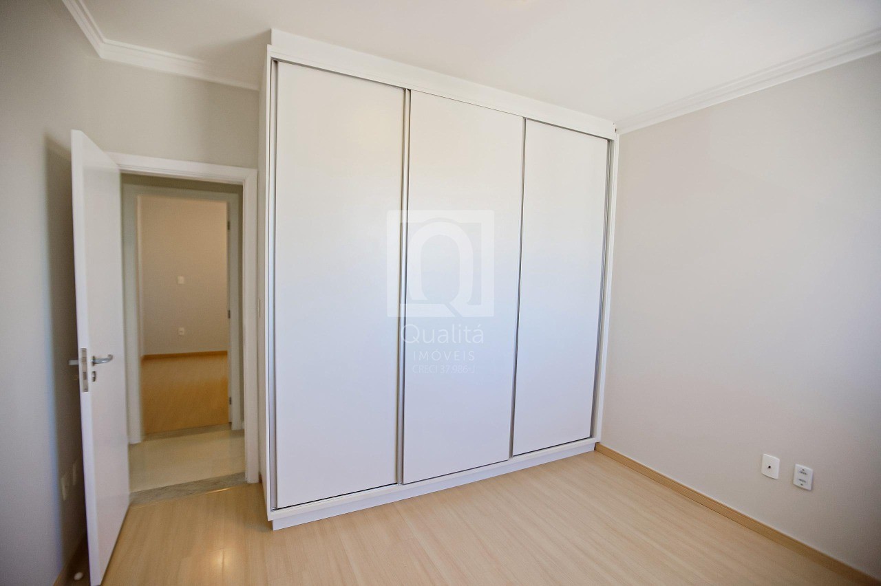 Apartamento à venda com 3 quartos, 101m² - Foto 11