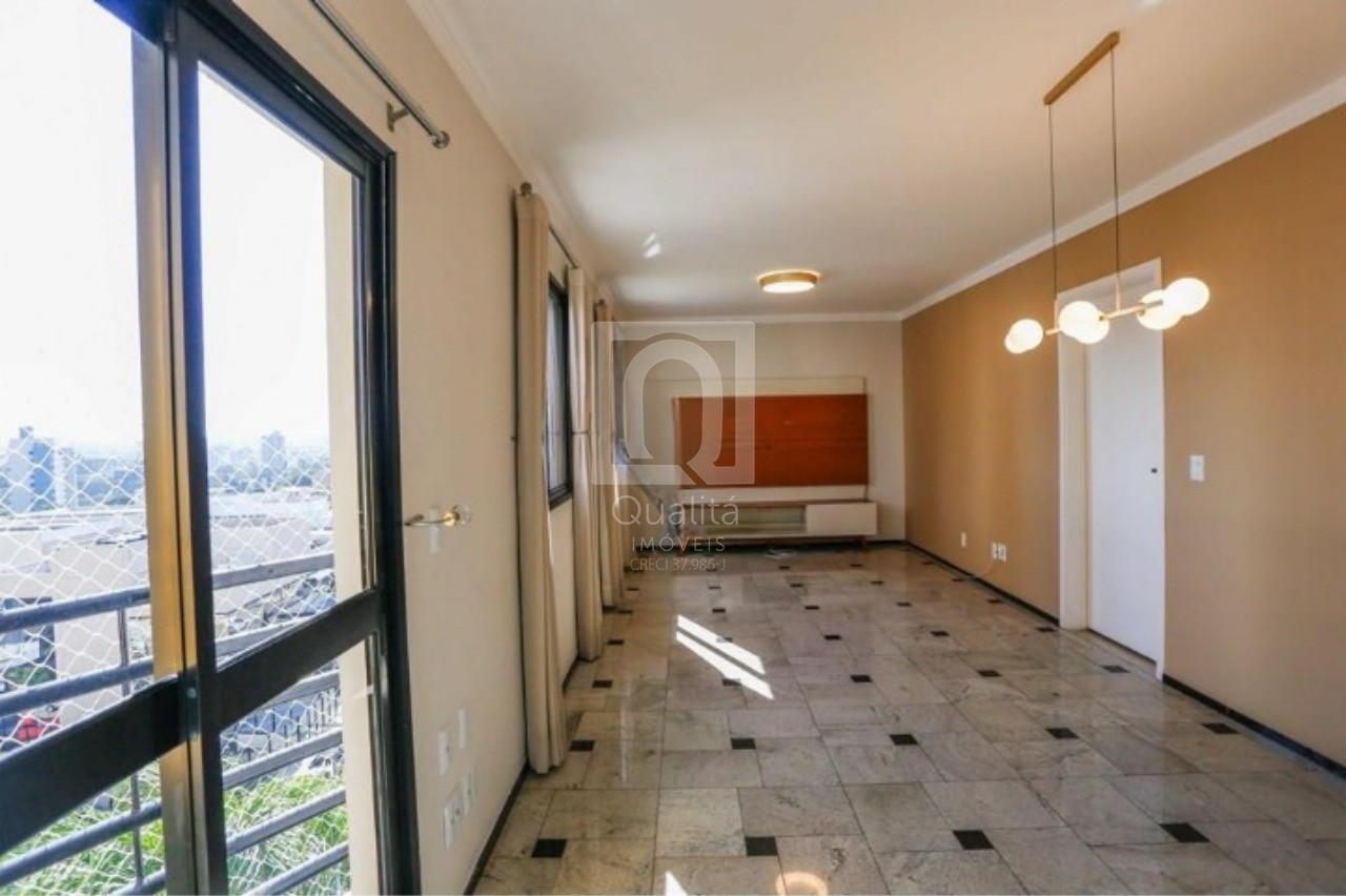Apartamento à venda com 3 quartos, 132m² - Foto 2