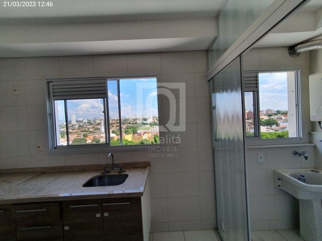 Apartamento à venda com 3 quartos, 96m² - Foto 2