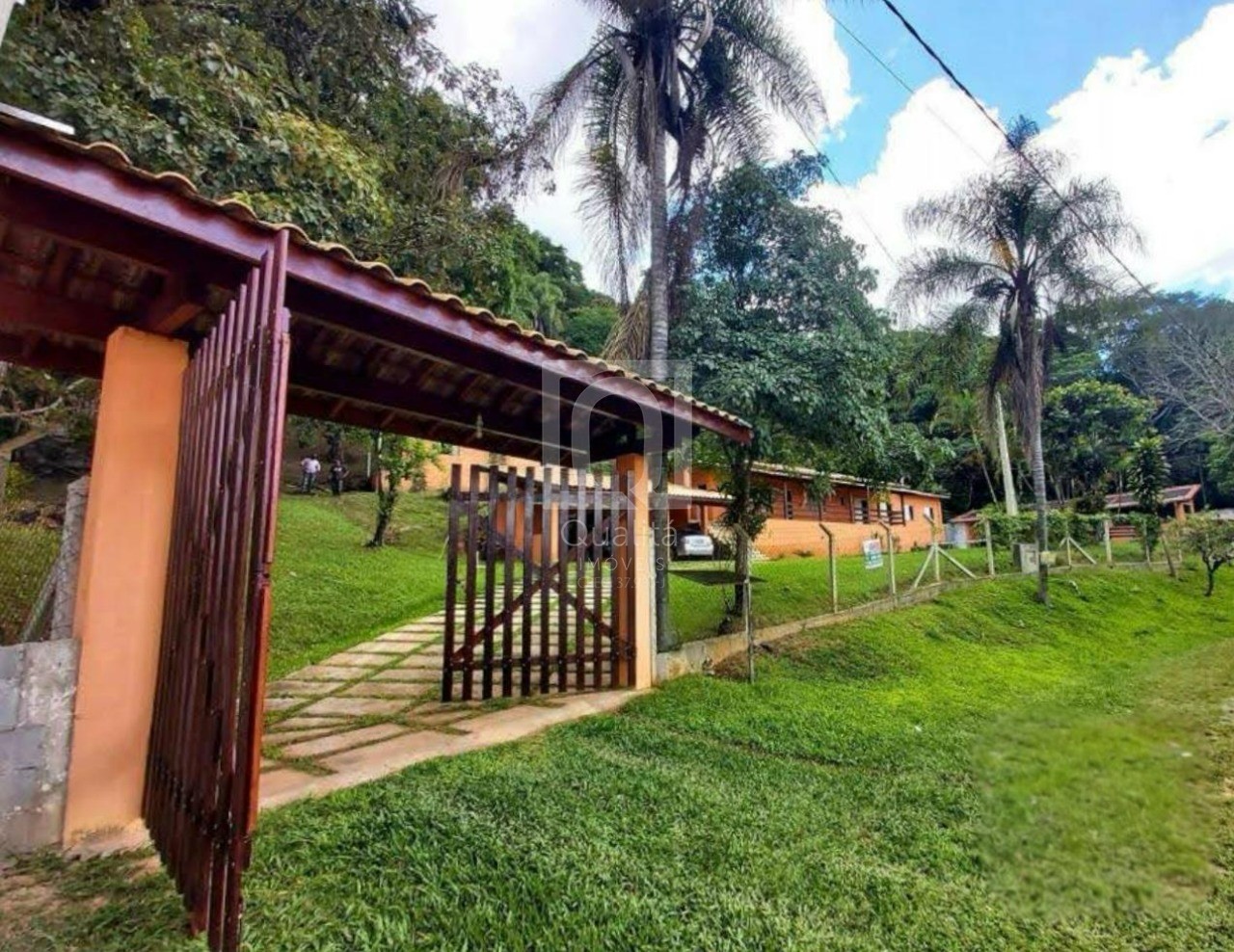 Chácara à venda com 4 quartos, 4706m² - Foto 2