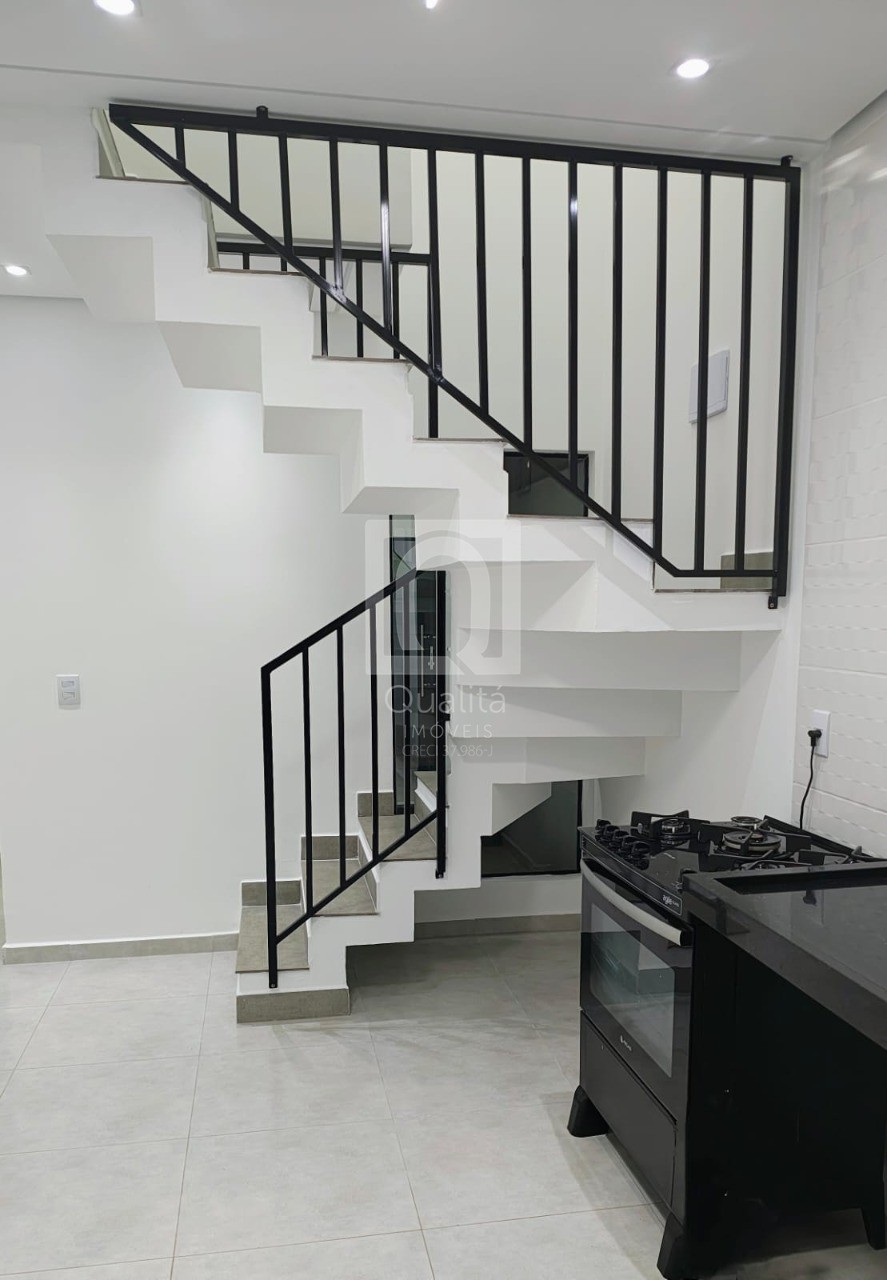 Sobrado à venda com 2 quartos, 150m² - Foto 4