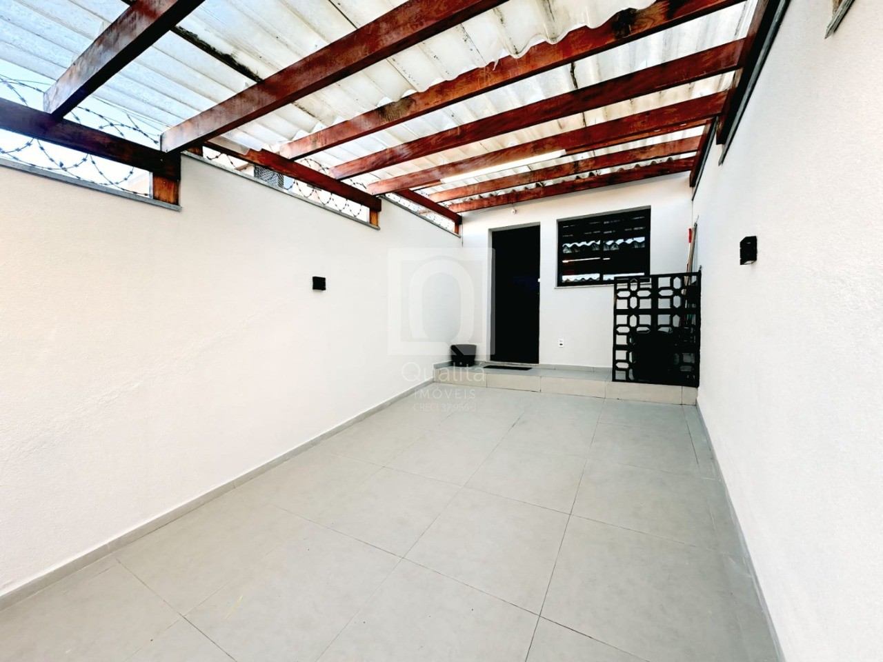 Sobrado à venda com 2 quartos, 77m² - Foto 2