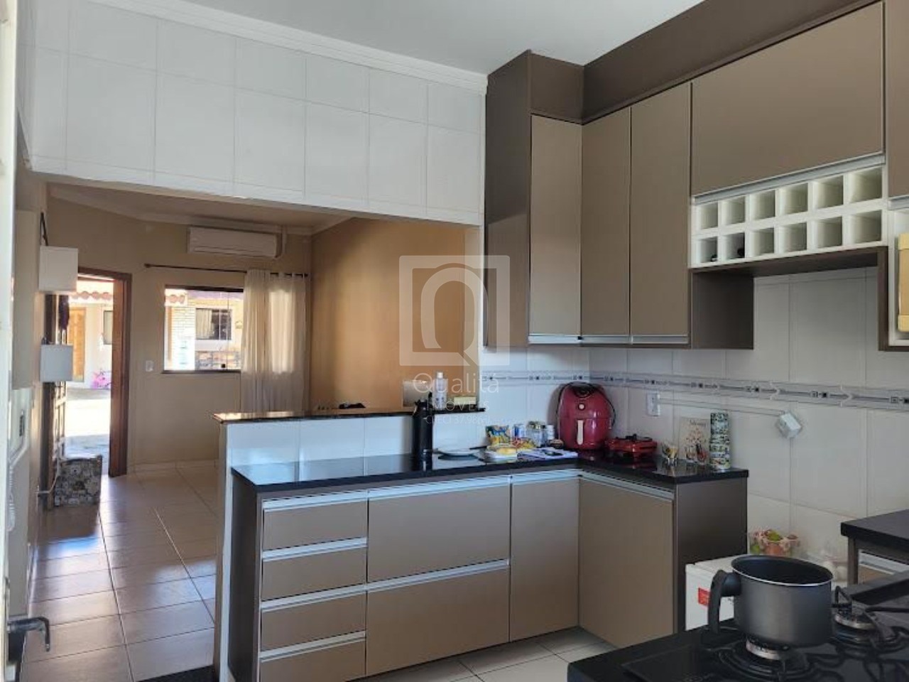 Casa de Condomínio à venda com 2 quartos, 140m² - Foto 1