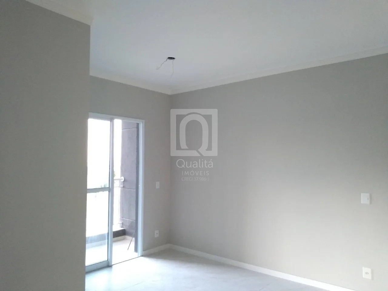 Apartamento à venda com 2 quartos, 56m² - Foto 4