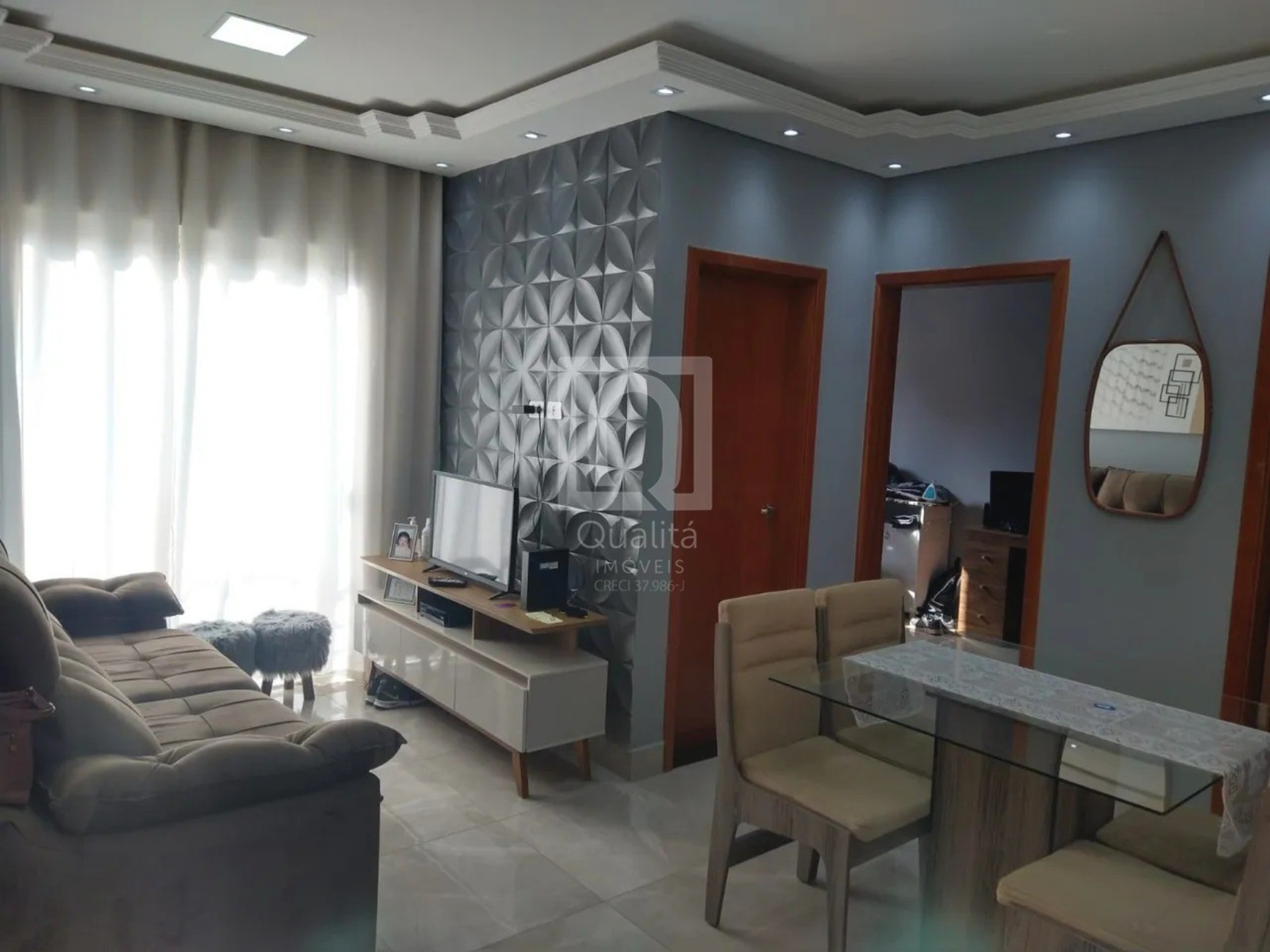 Apartamento à venda com 2 quartos, 58m² - Foto 1
