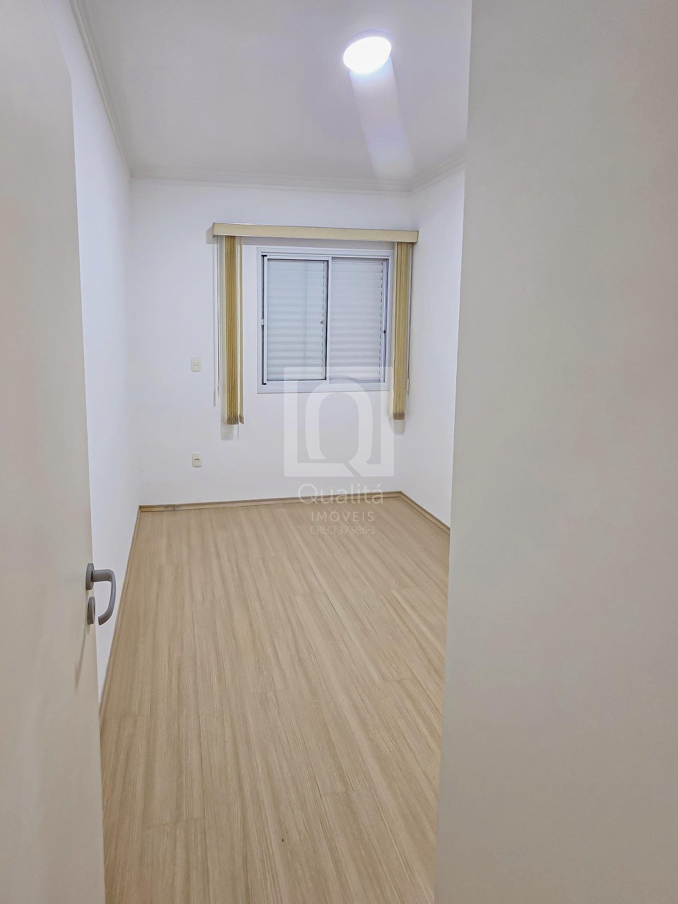 Apartamento à venda com 3 quartos, 101m² - Foto 18