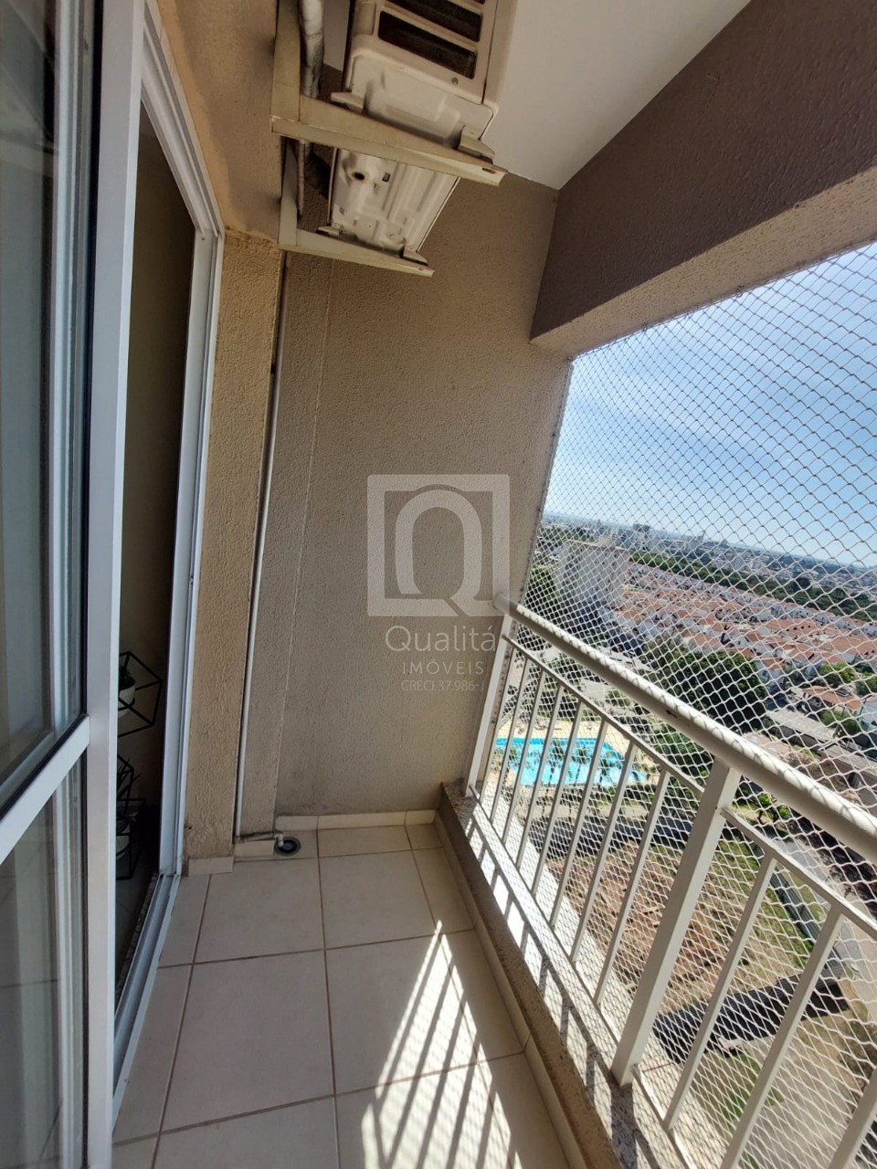 Apartamento à venda com 2 quartos, 53m² - Foto 2