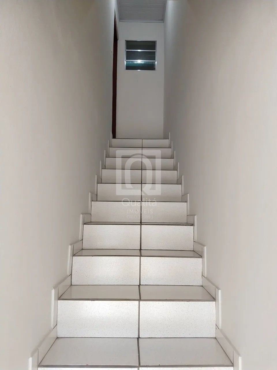 Sobrado à venda com 2 quartos, 105m² - Foto 2