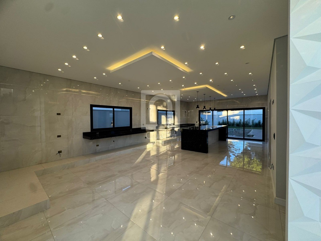 Casa de Condomínio à venda com 3 quartos, 305m² - Foto 9