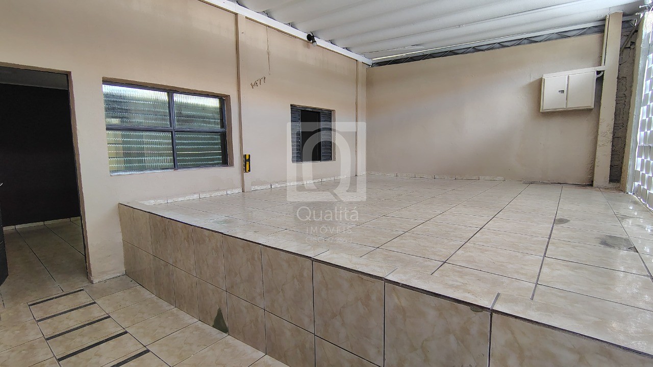 Casa à venda com 2 quartos, 86m² - Foto 2