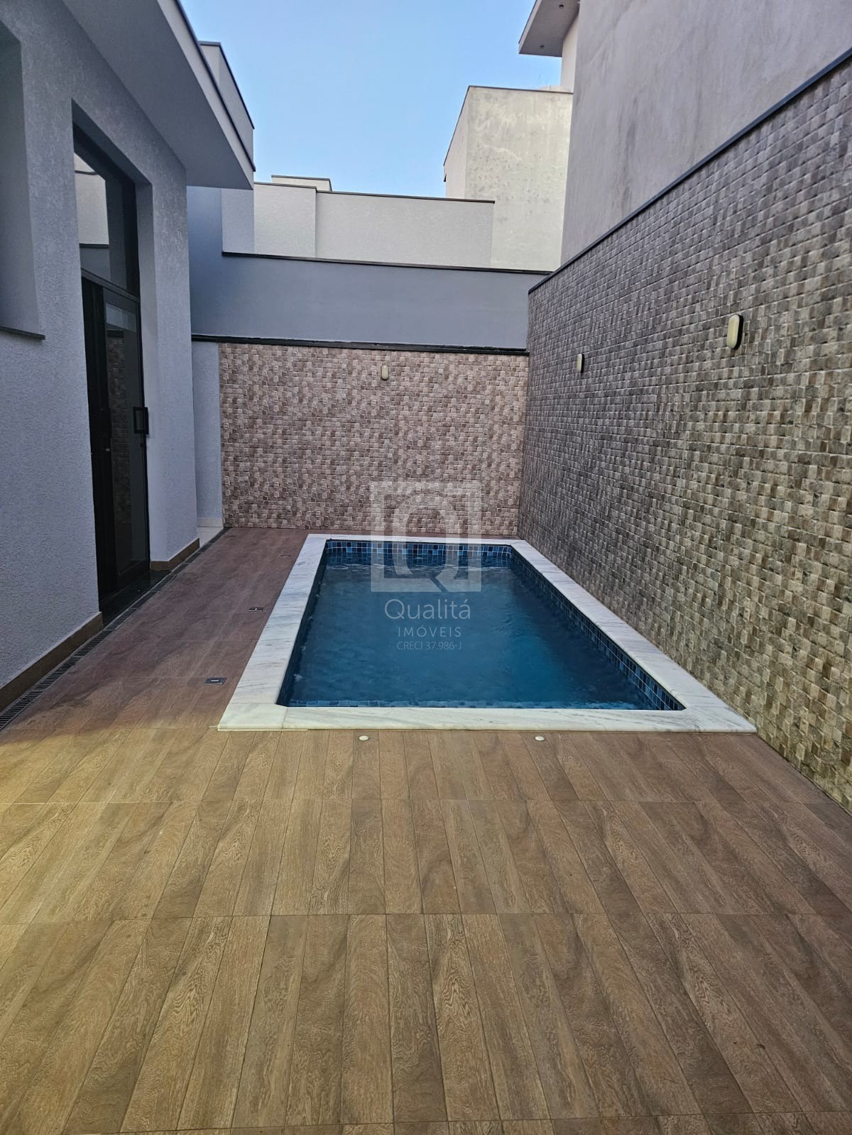 Casa de Condomínio para alugar com 3 quartos, 250m² - Foto 17