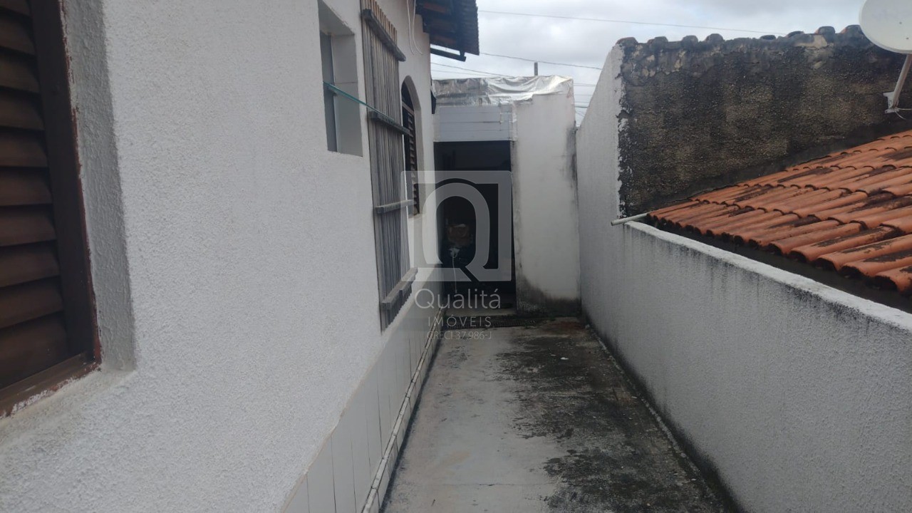 Casa à venda com 2 quartos, 202m² - Foto 9