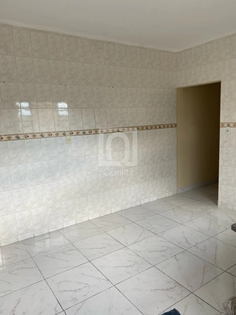 Casa à venda com 2 quartos, 125m² - Foto 4