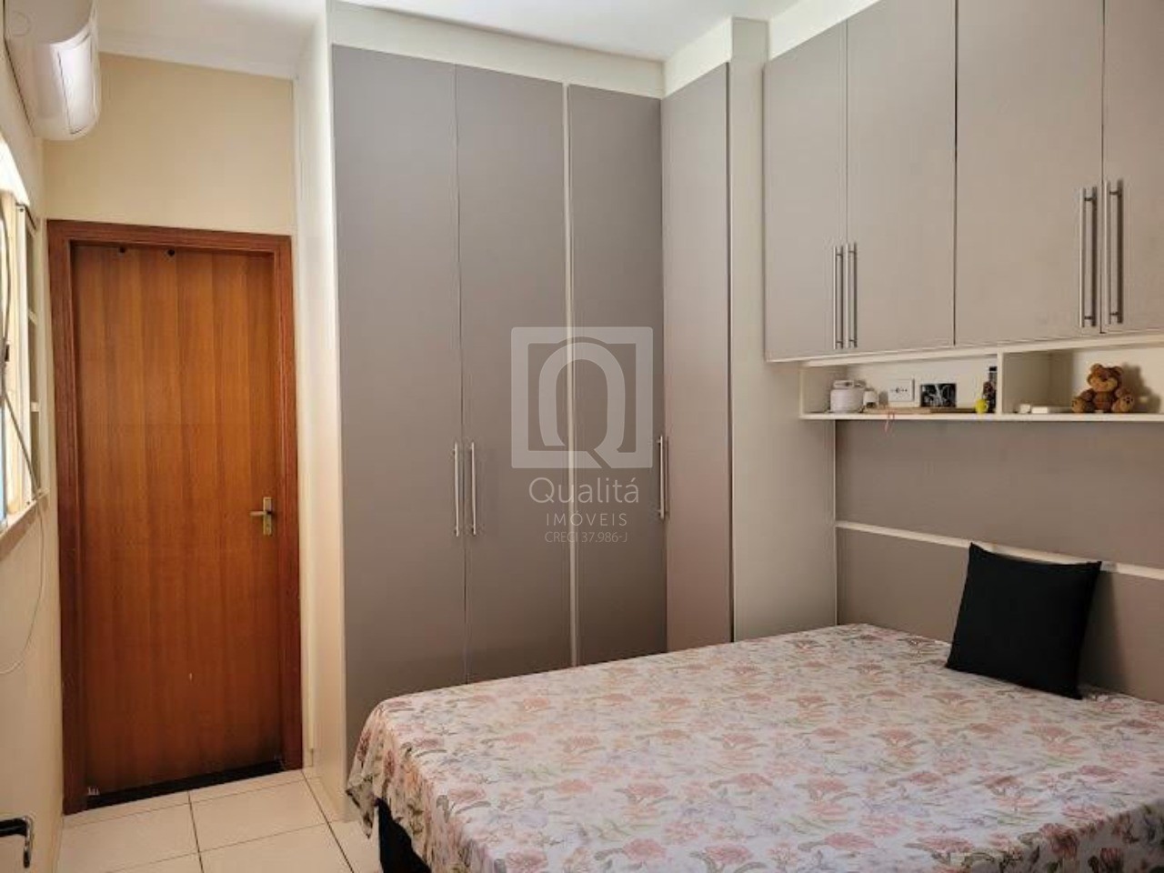 Casa de Condomínio à venda com 2 quartos, 140m² - Foto 9