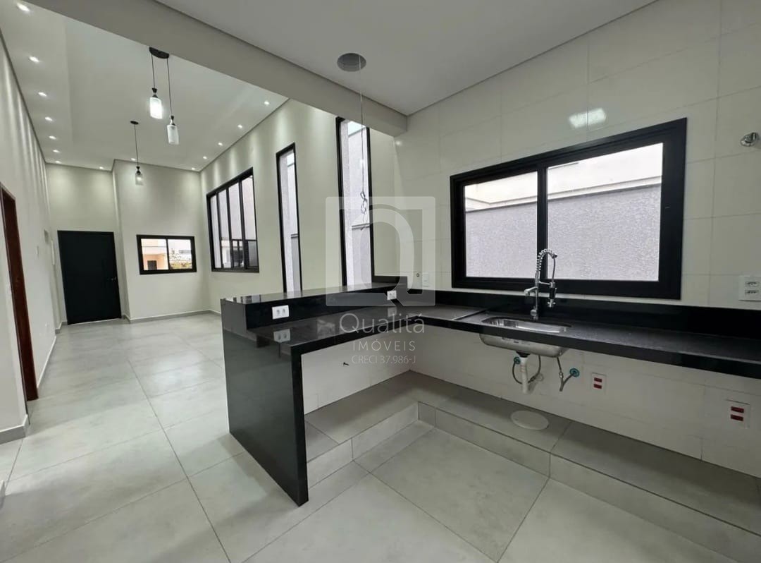 Casa de Condomínio à venda com 3 quartos, 132m² - Foto 2