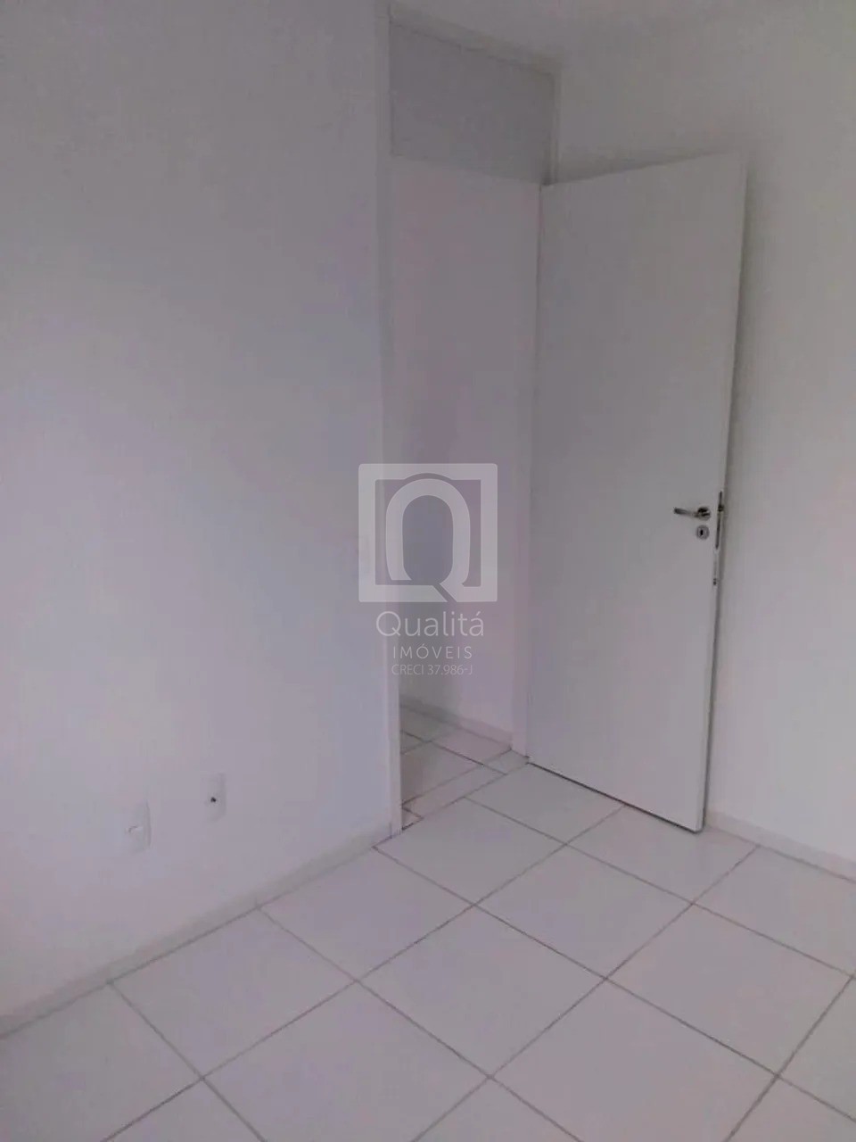 Apartamento à venda com 2 quartos, 40m² - Foto 7