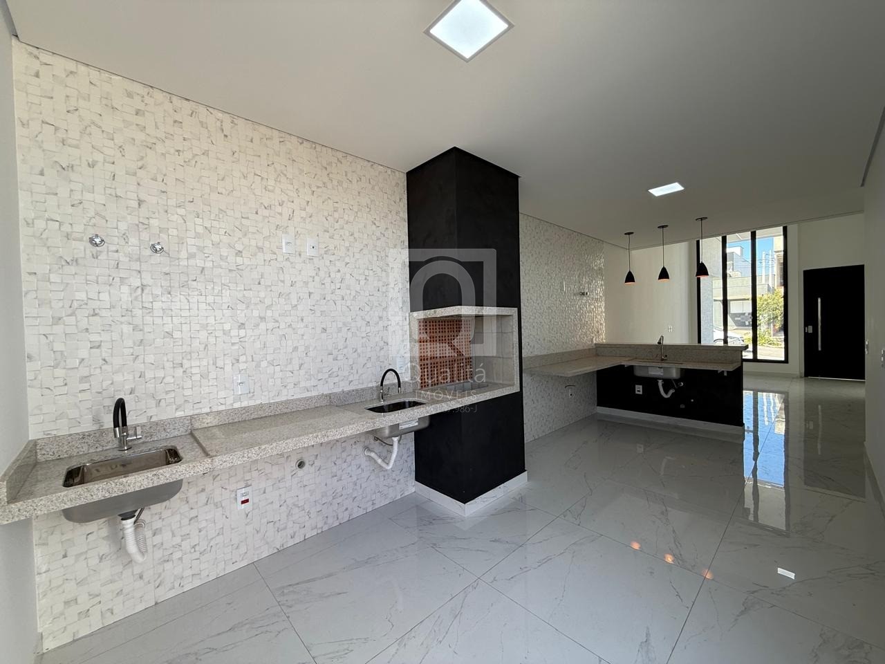 Casa de Condomínio à venda com 3 quartos, 150m² - Foto 3