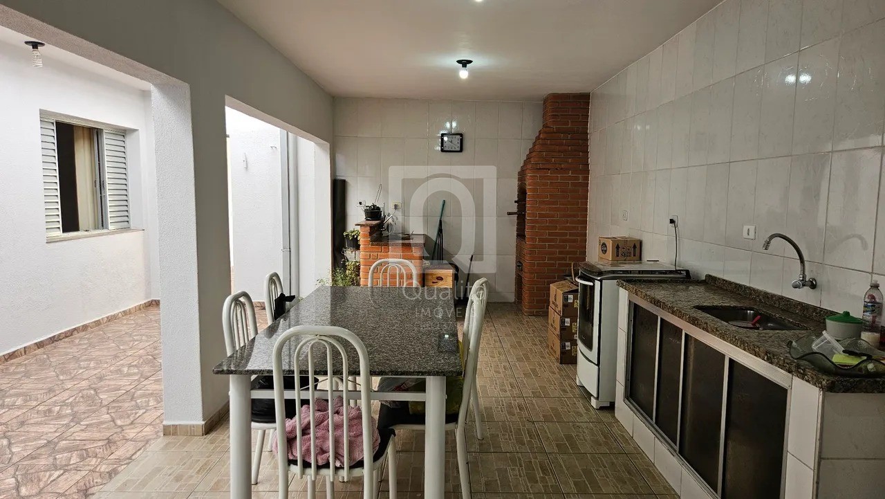Casa à venda com 2 quartos, 200m² - Foto 9