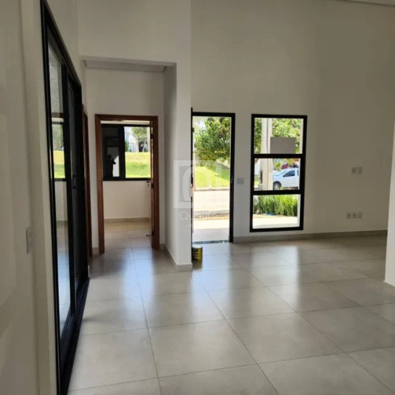 Casa de Condomínio à venda com 3 quartos, 178m² - Foto 1