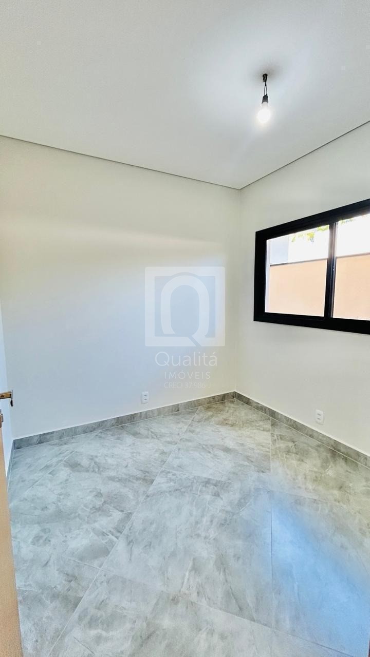 Casa de Condomínio à venda com 4 quartos, 225m² - Foto 7