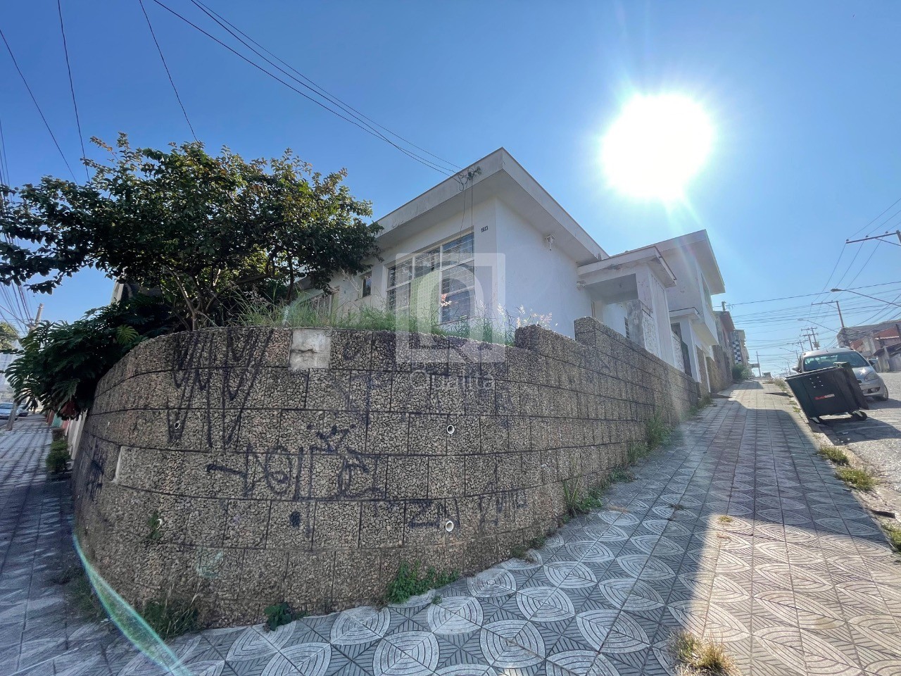 Prédio Inteiro à venda com 3 quartos, 300m² - Foto 1