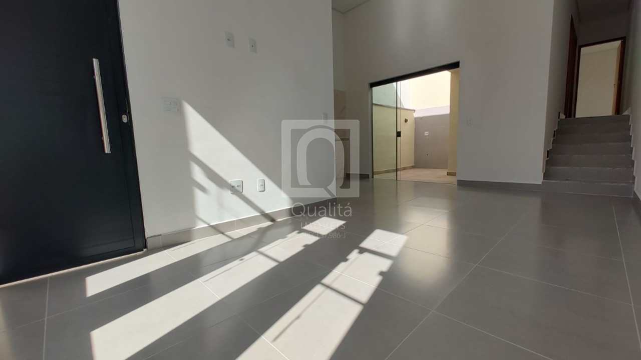 Casa à venda com 2 quartos, 125m² - Foto 3