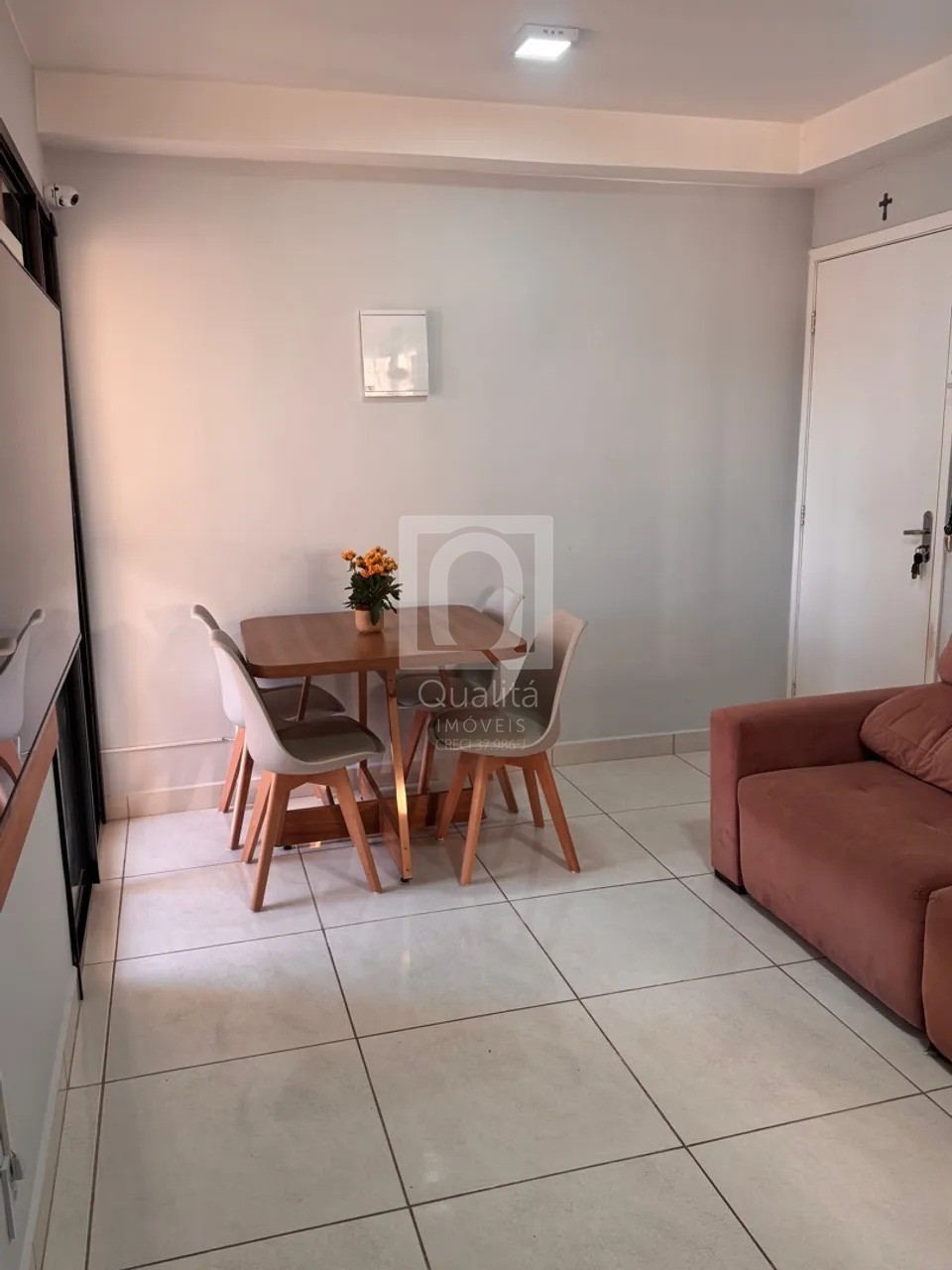 Apartamento à venda com 2 quartos, 47m² - Foto 1