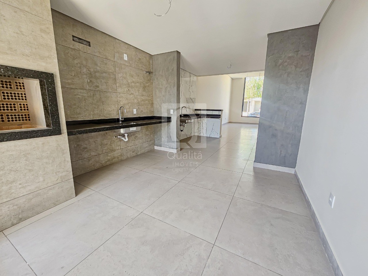 Casa de Condomínio à venda com 3 quartos, 250m² - Foto 4