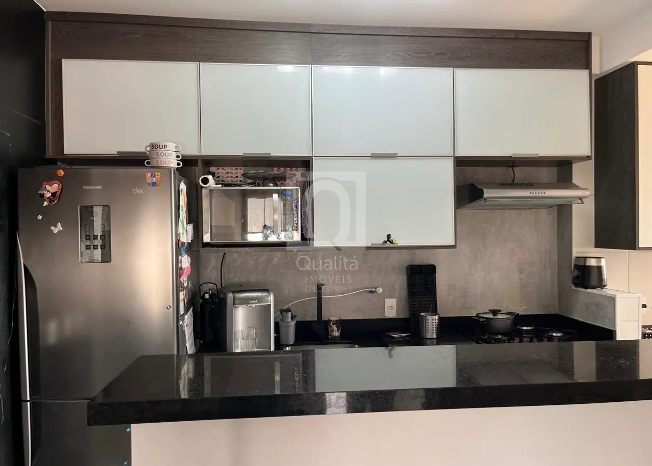 Apartamento à venda com 3 quartos, 66m² - Foto 2