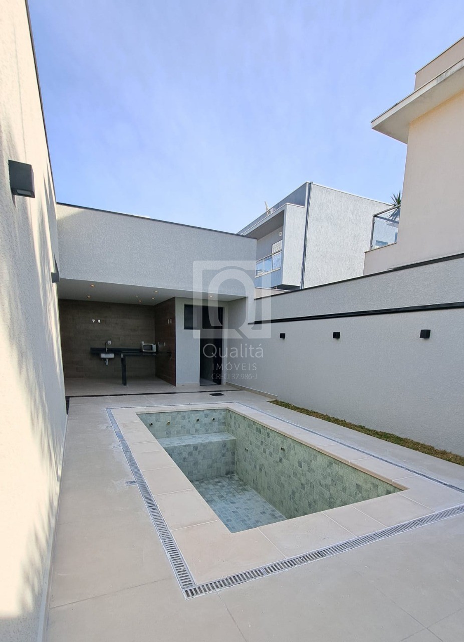 Casa de Condomínio à venda com 3 quartos, 250m² - Foto 3