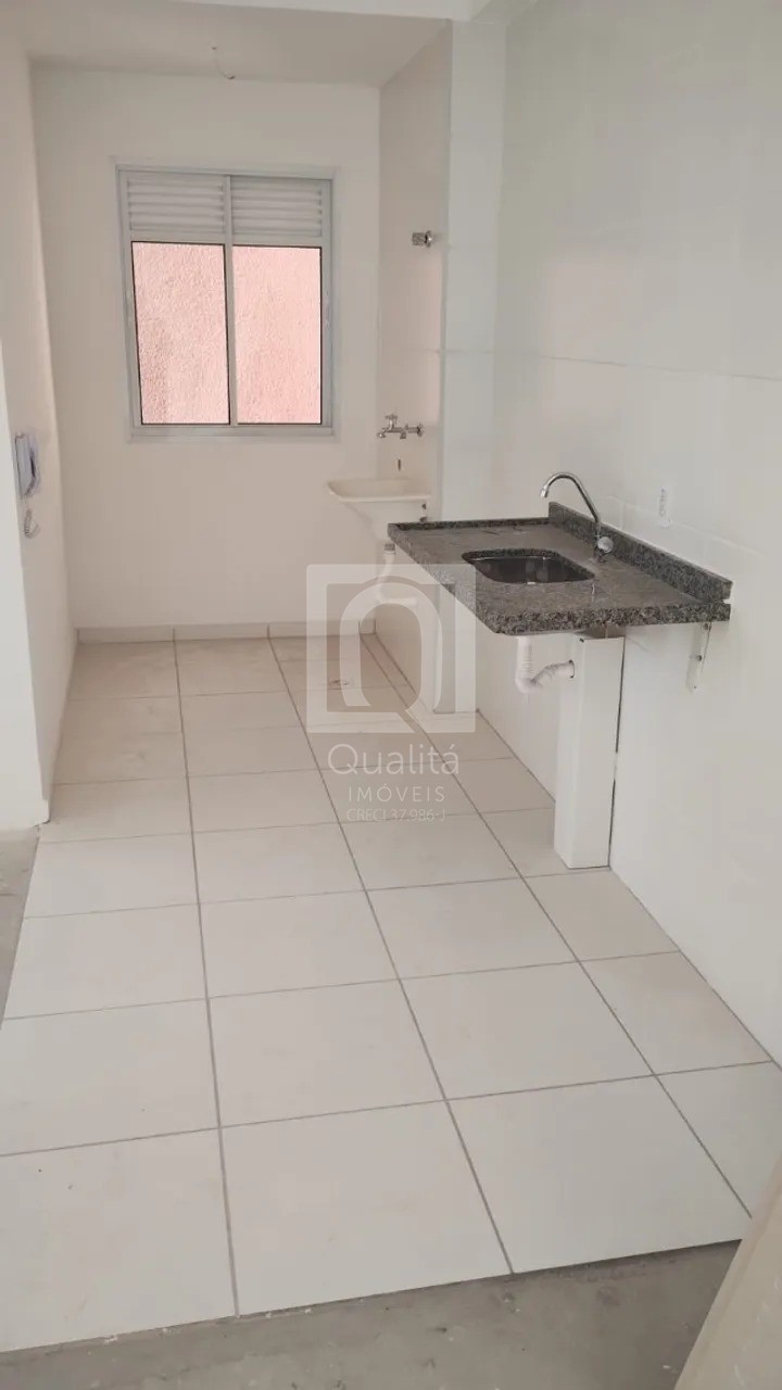 Apartamento à venda com 2 quartos, 46m² - Foto 2