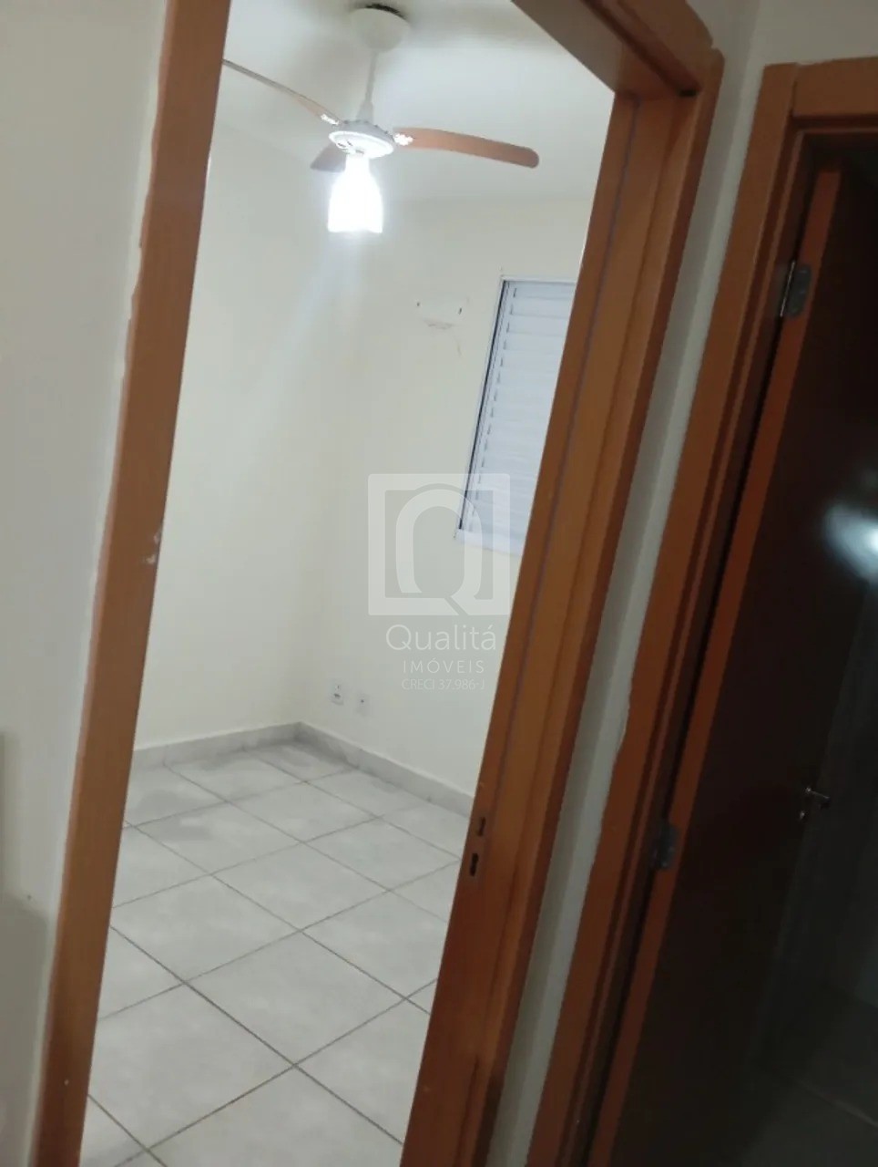 Apartamento à venda com 2 quartos, 40m² - Foto 11