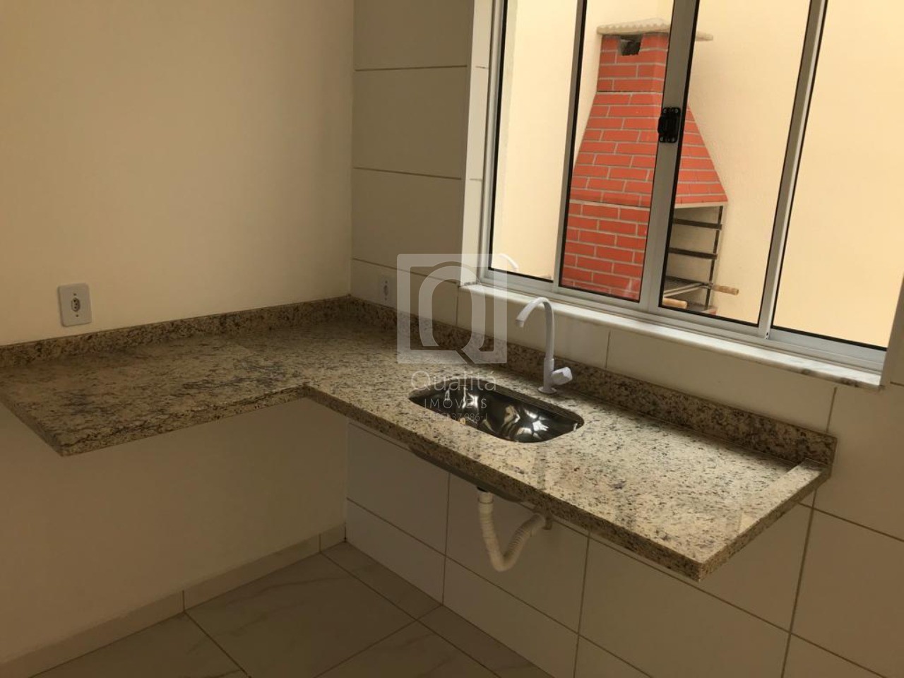 Casa de Condomínio à venda com 2 quartos, 68m² - Foto 3