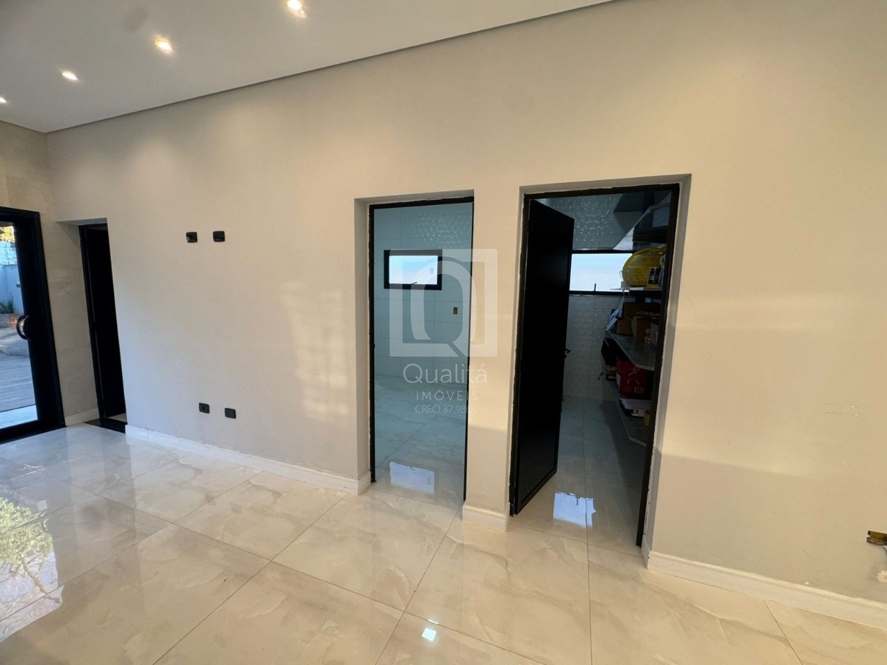 Casa de Condomínio à venda com 3 quartos, 305m² - Foto 11