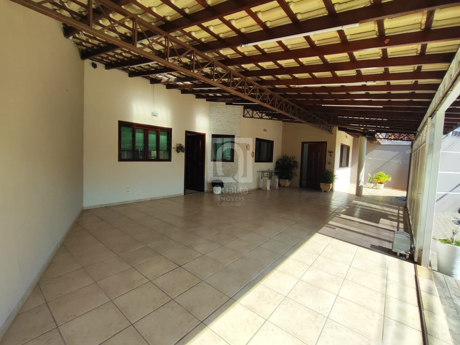 Casa à venda com 3 quartos, 219m² - Foto 21
