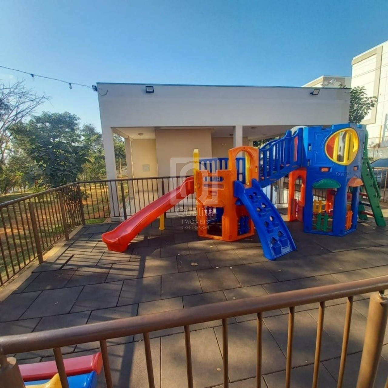 Apartamento à venda com 2 quartos, 40m² - Foto 15