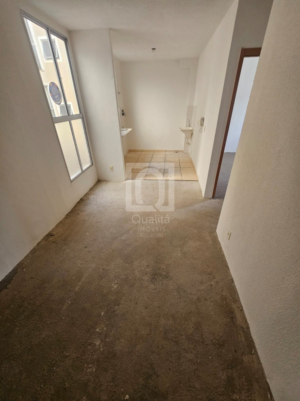 Apartamento à venda com 2 quartos, 43m² - Foto 3