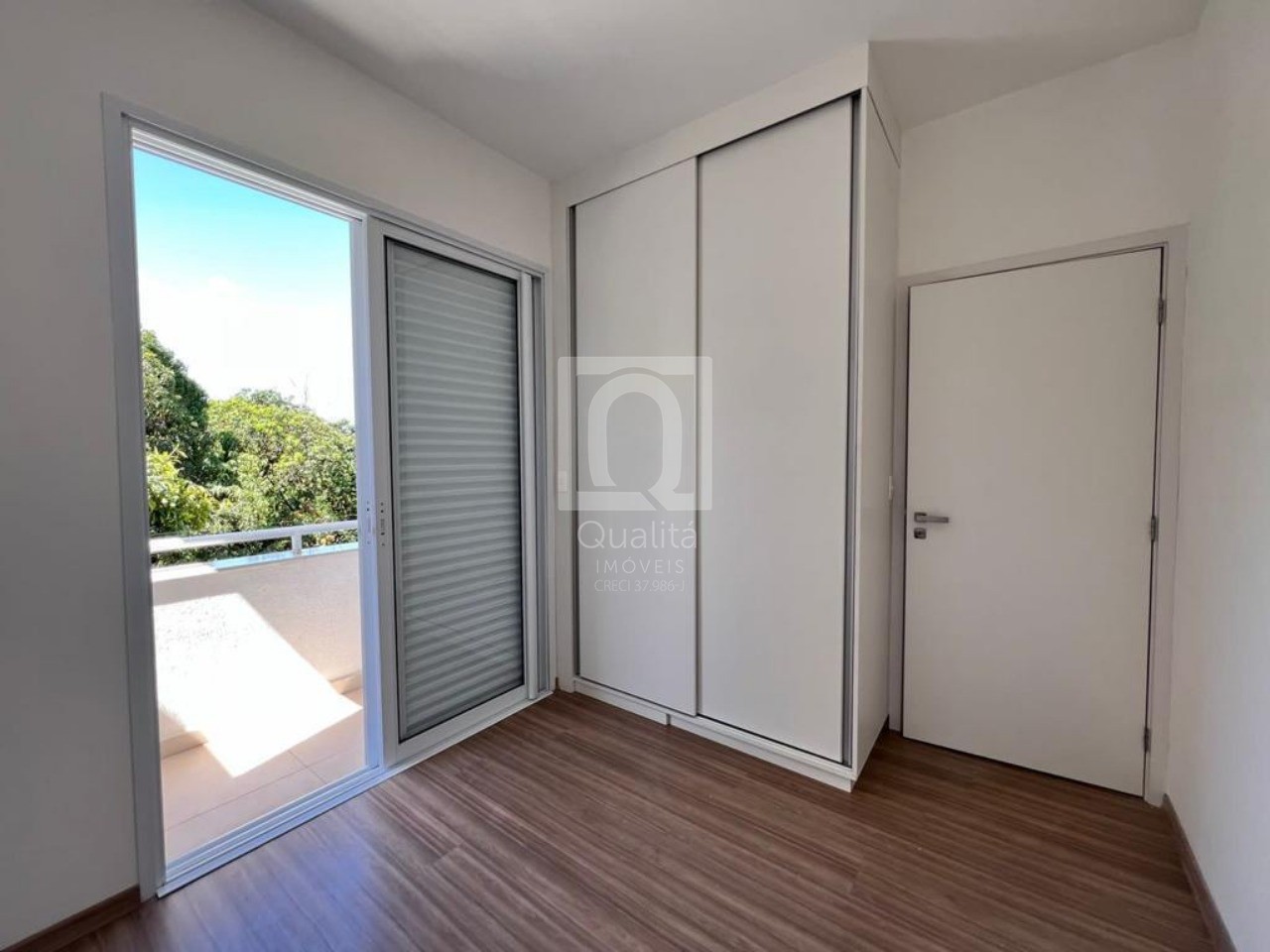 Casa de Condomínio à venda e aluguel com 3 quartos, 130m² - Foto 11