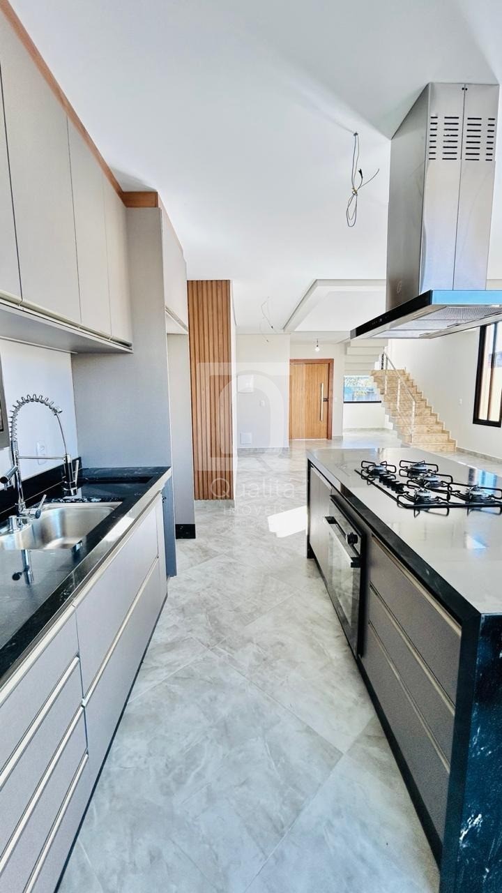 Casa de Condomínio à venda com 4 quartos, 225m² - Foto 10